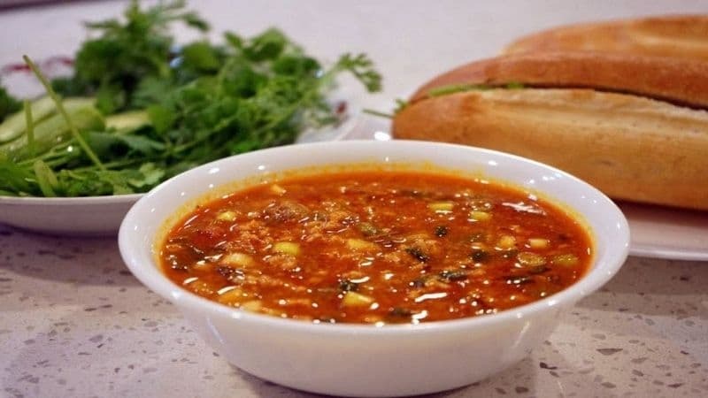 Các yếu tố cần thiết để làm nước sốt bánh mì thơm ngon tại nhà