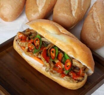 Tìm hiểu công thức nước sốt bánh mì chả cá đậm đà, hút khách