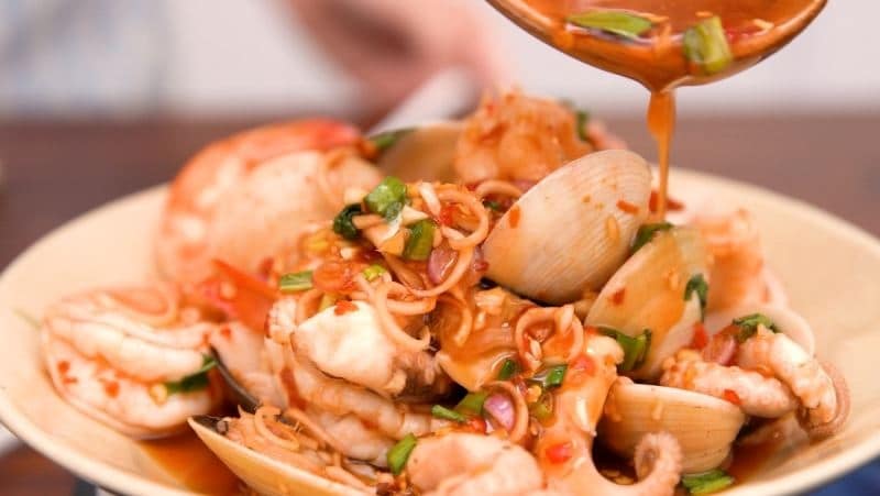 Lưu ý để làm nước sốt Thái chấm hải sản đúng chuẩn