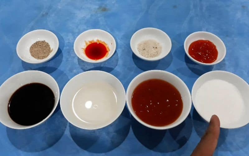 Những nguyên liệu quan trọng của công thức sốt sườn xào chua ngọt