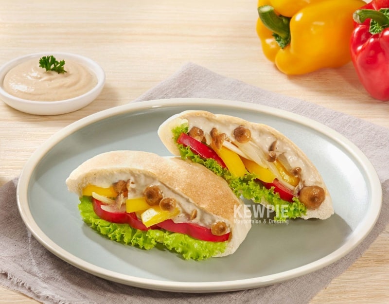 Bánh Mì Pita Mayo Chay