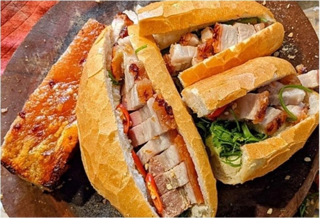 Hướng dẫn làm nước sốt bánh mì heo quay ngon chuẩn vị