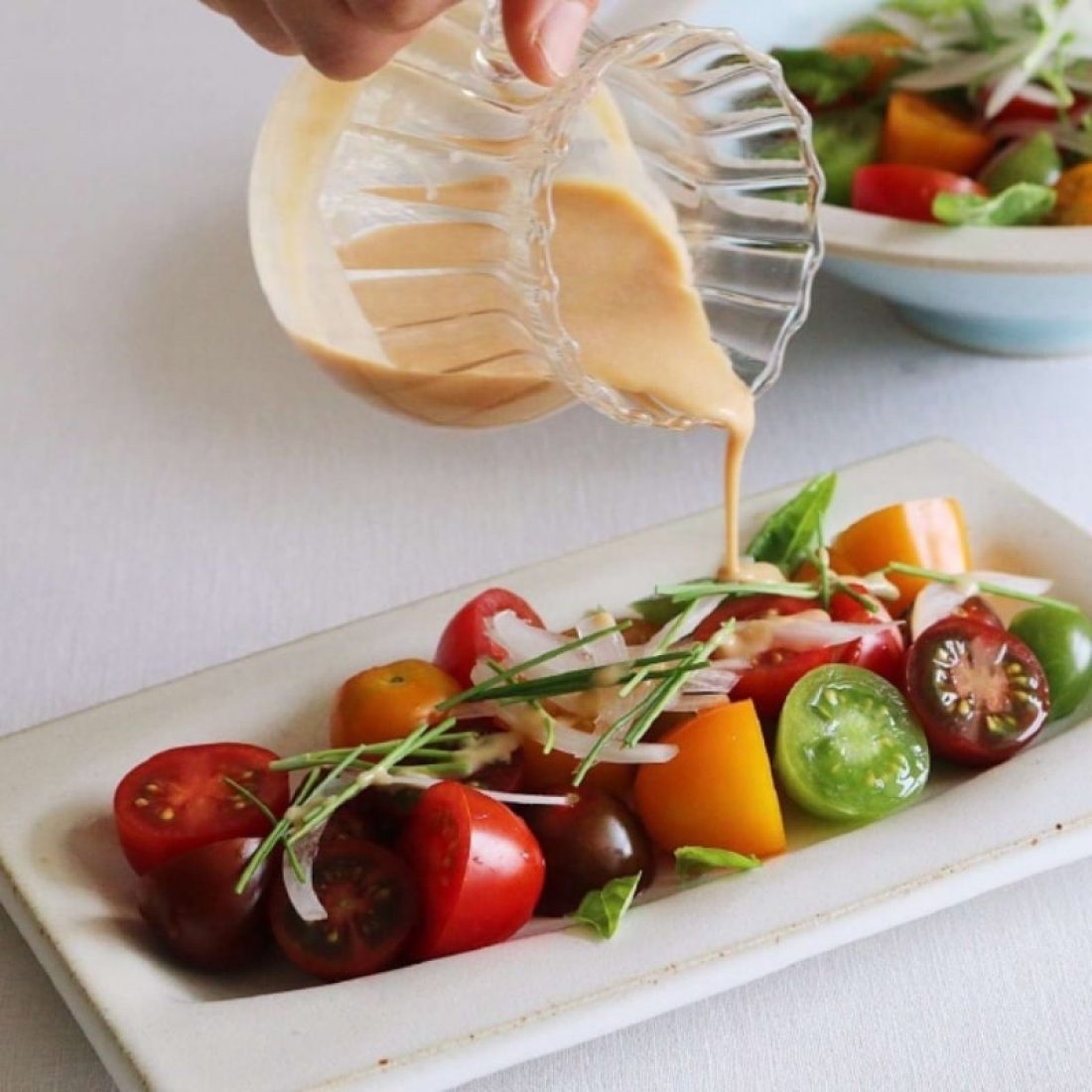 Gợi ý 10 nước sốt salad thơm ngon, dễ làm tại nhà